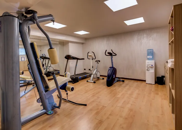 Western Farnese Szálloda 4*