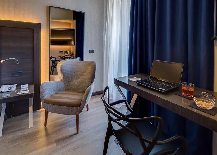 Western Farnese 4* Parma