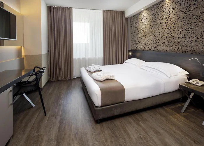 Western Farnese Szálloda 4*