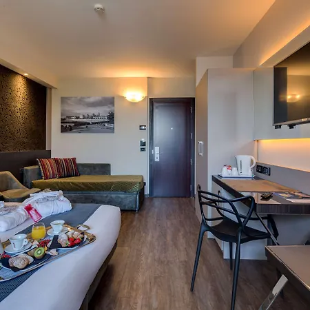 ホテル Best Western Plus Farnese