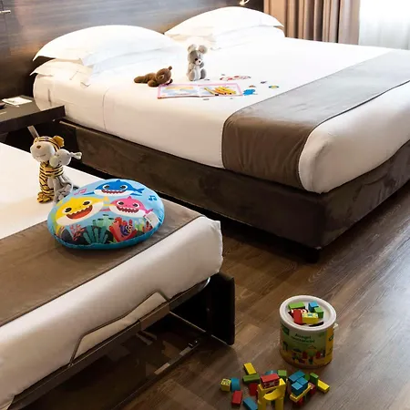 ホテル Best Western Plus Farnese 4*