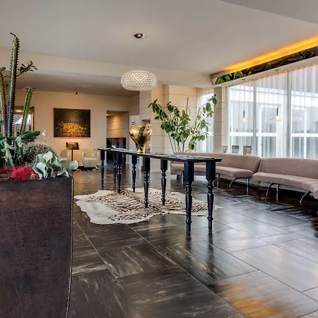 Western Farnese Hotel 4*