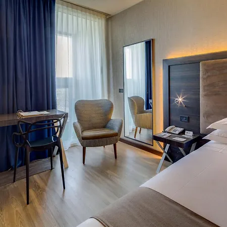 法尔内塞加贝斯特韦斯特优质酒店 4*