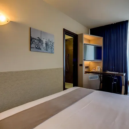 法尔内塞加贝斯特韦斯特优质酒店 酒店 4*