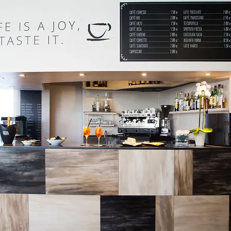 法尔内塞加贝斯特韦斯特优质酒店 酒店