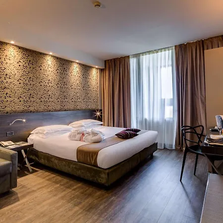 Western Farnese Hotel 4*