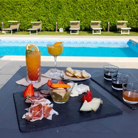 法尔内塞加贝斯特韦斯特优质酒店 4* 帕爾馬