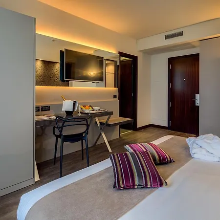 Best Western Plus Farnese 4*