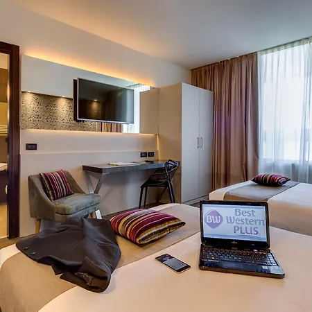 ホテル Best Western Plus Farnese パルマ